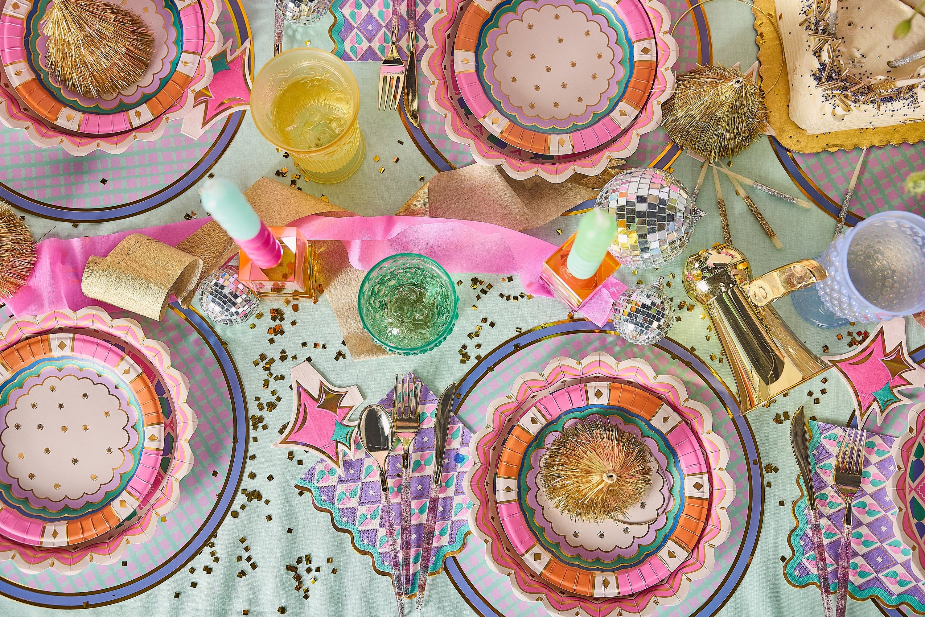 Circus Soirée Dessert Plates (10 count)