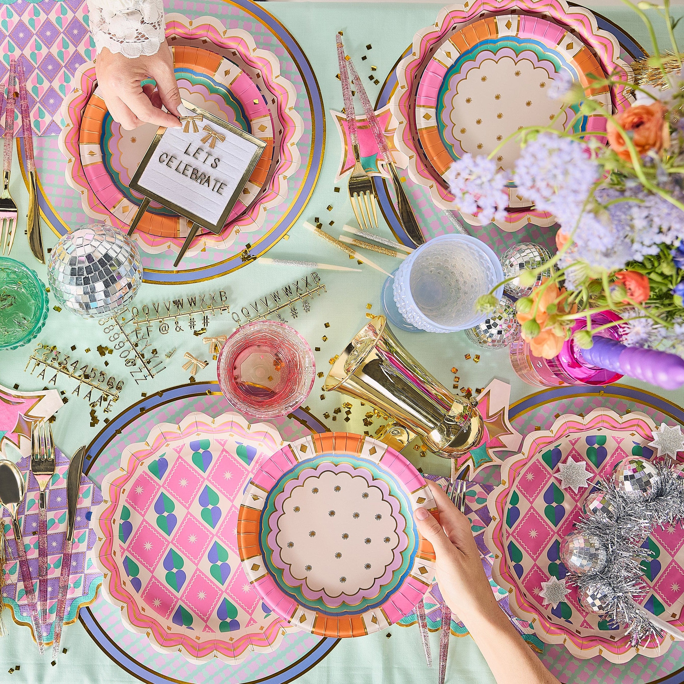 Circus Soirée Ultimate Party Kit