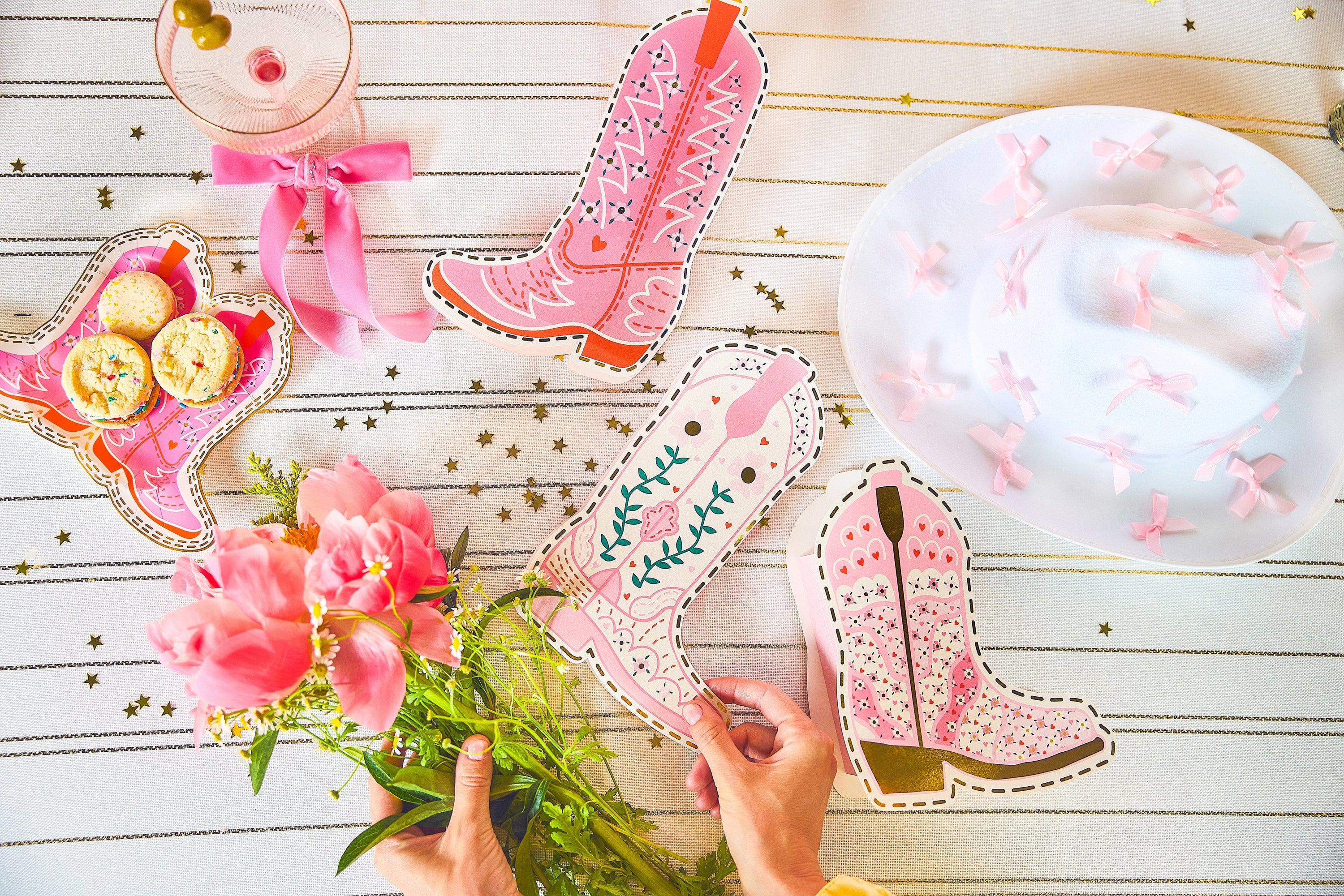 Boot Scoot Blooms Pop-Up Vase Slip Covers (set of 3)