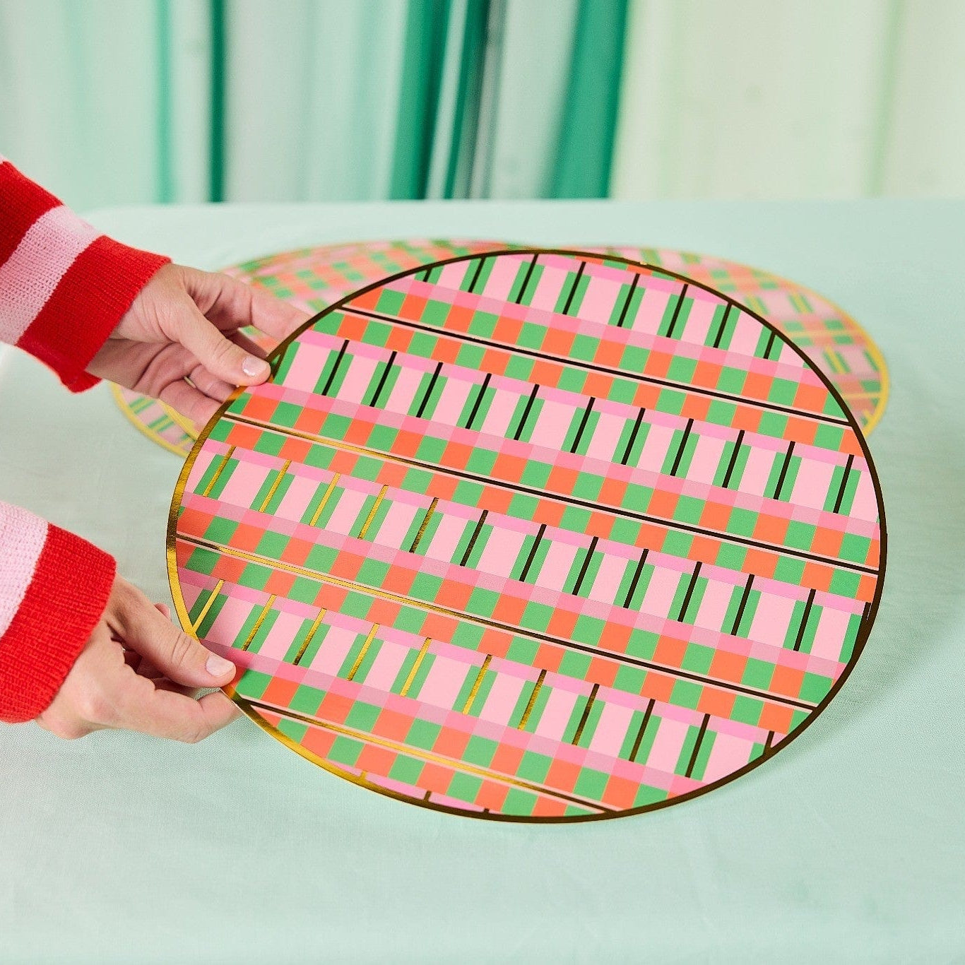 Holly Jolly Holiday Tableware Party Kit