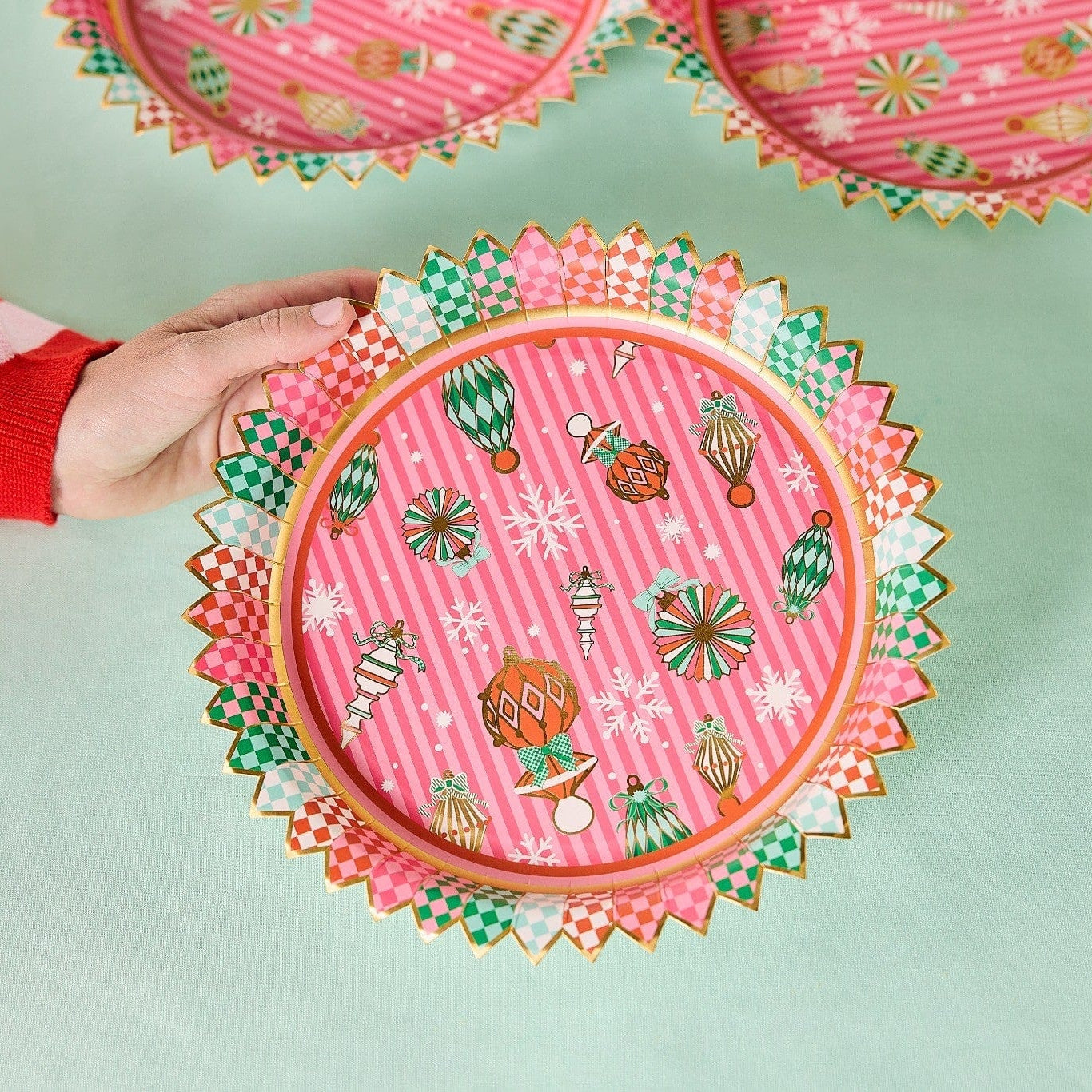 Holly Jolly Holiday Tableware Party Kit