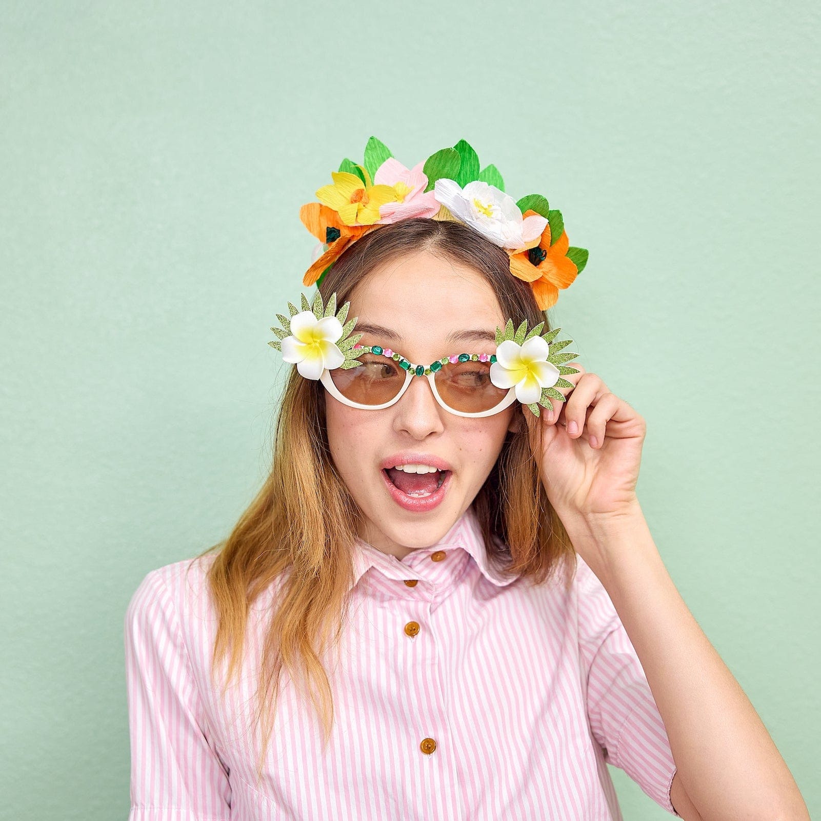 Party in the Palms Novelty Glasses