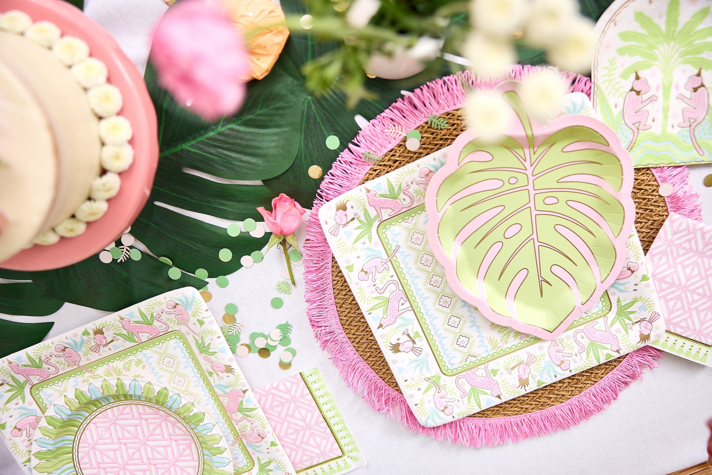 Cabana Club Palm Leaf Plates (10 ct)