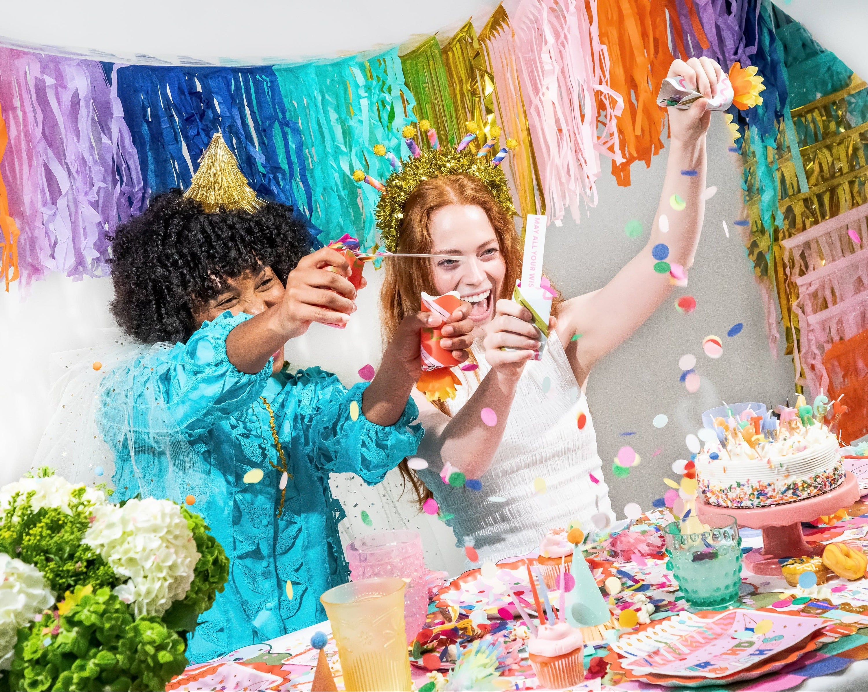 Birthday Bash Confetti Poppers (6 count)