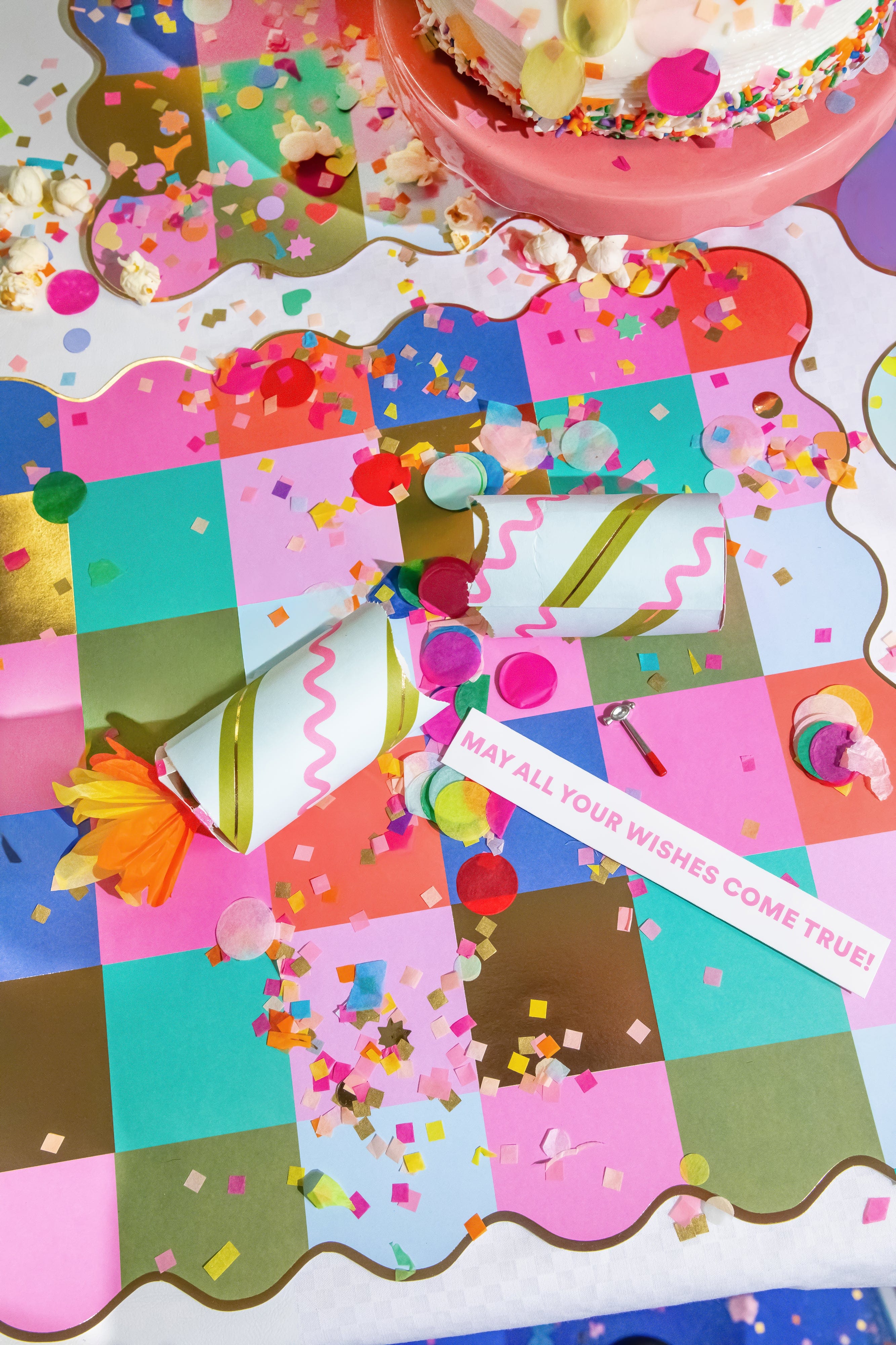 Birthday Bash Confetti Poppers (6 count)