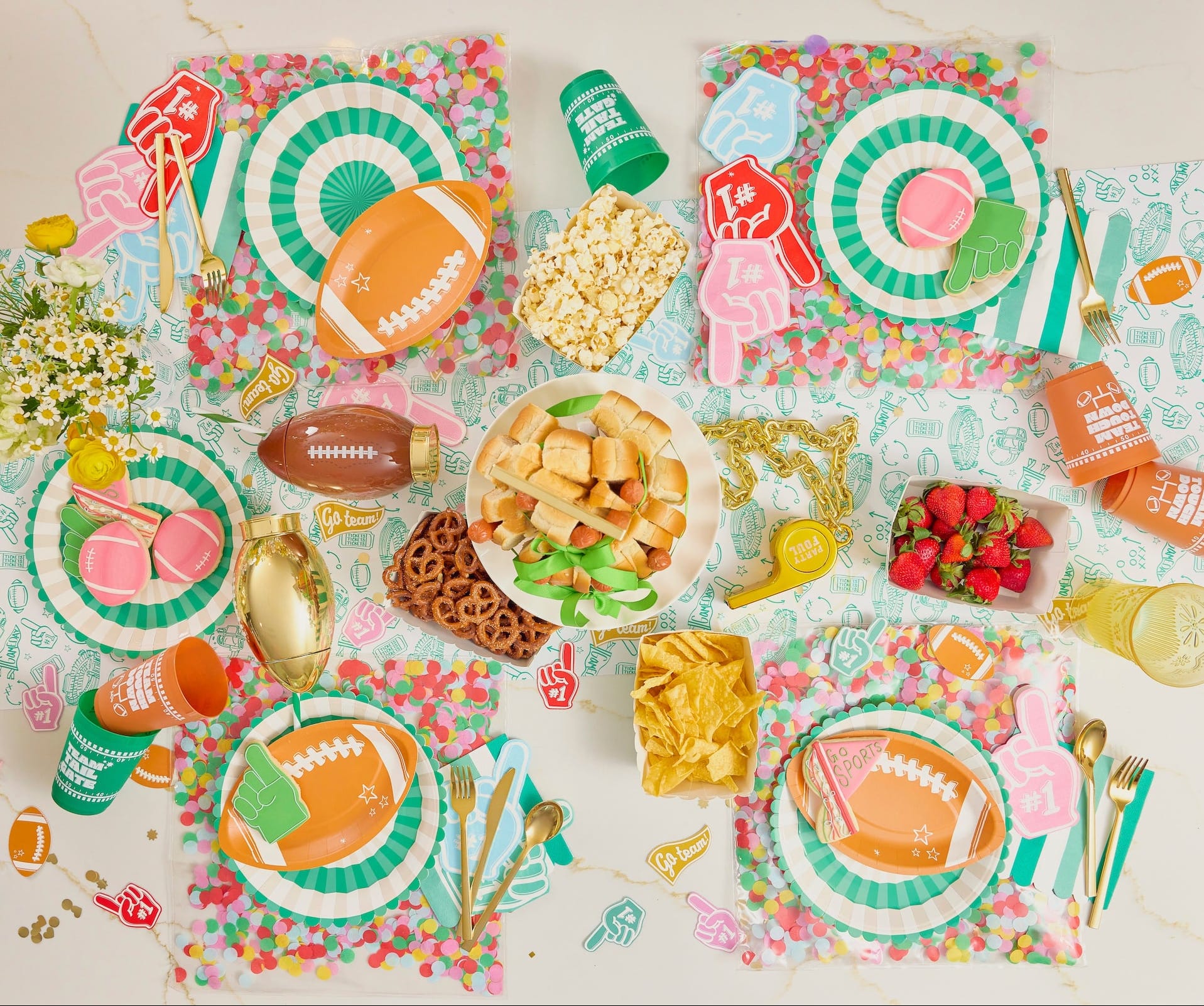 Football Dessert Plates (10 ct)