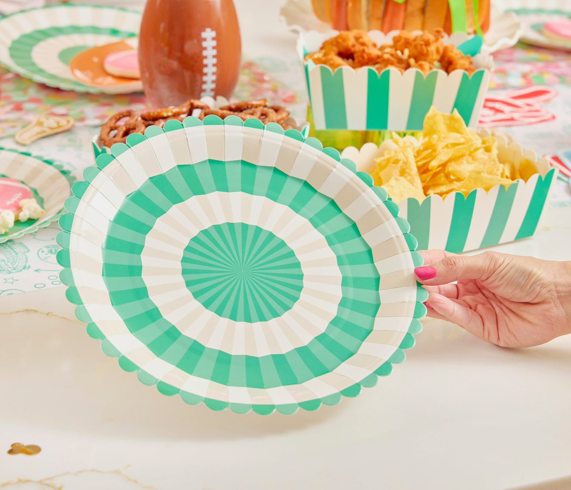 Game Day Dinner Plates (10 ct)