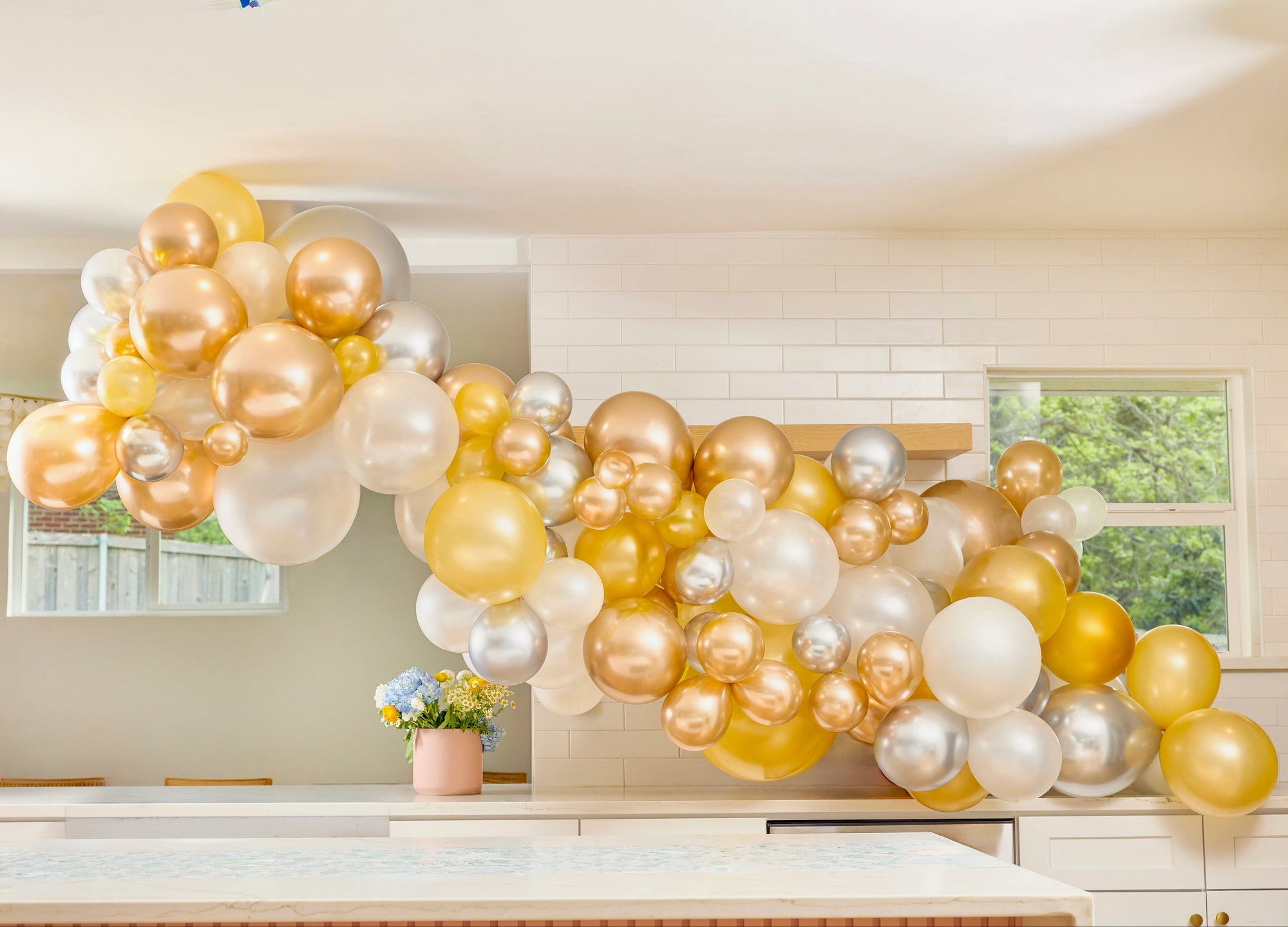Metallic Balloon Garland Kit (150 ct)