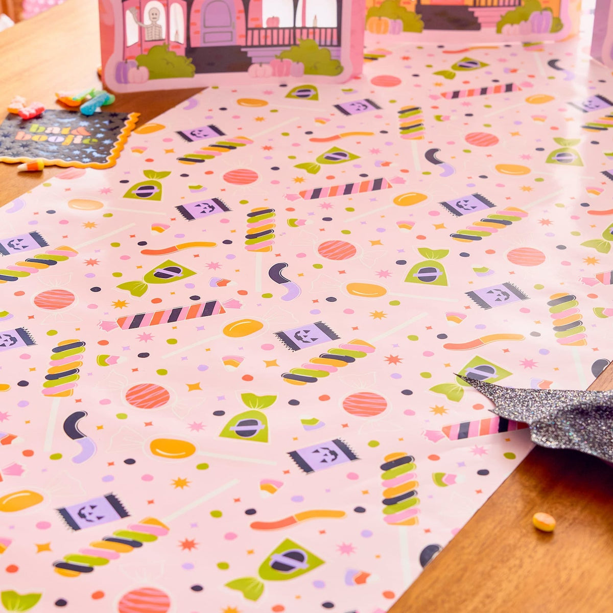 Pink-a-boo Halloween Candy Paper Table Runner (25 ft, cut to fit)