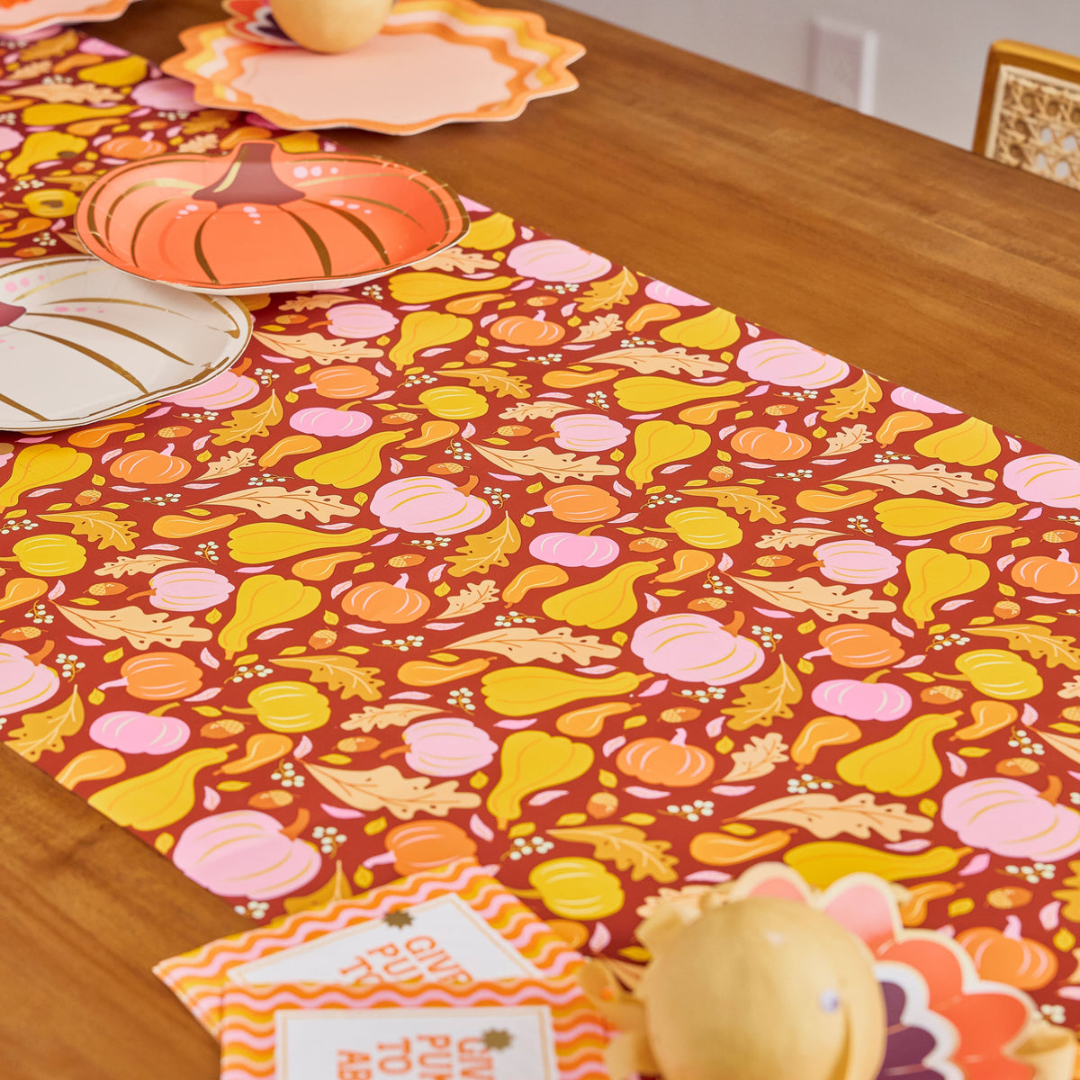 Fall Gourds Table Runner (25ft, cut to fit)
