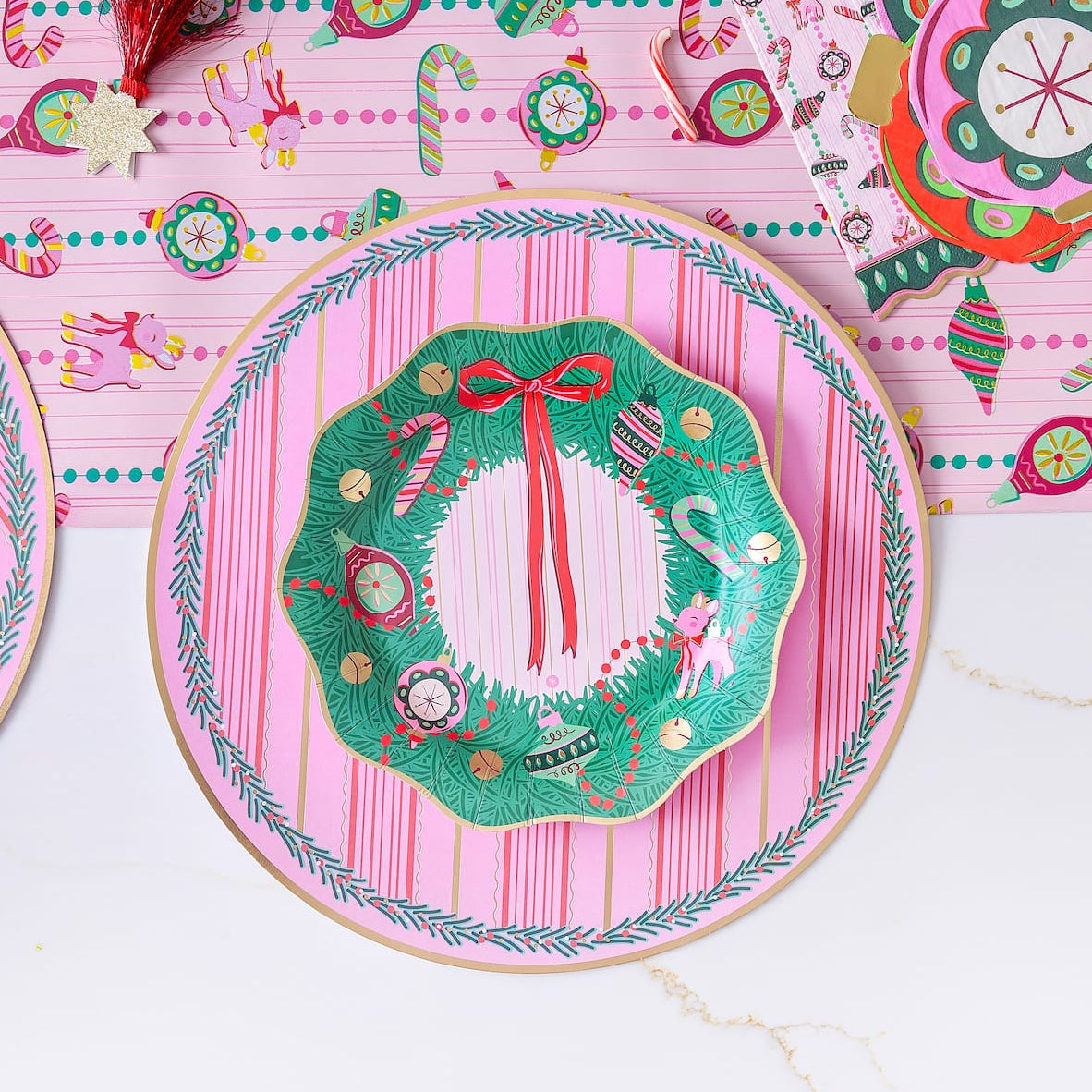 Christmas Wreath Dinner Plates (10 ct)