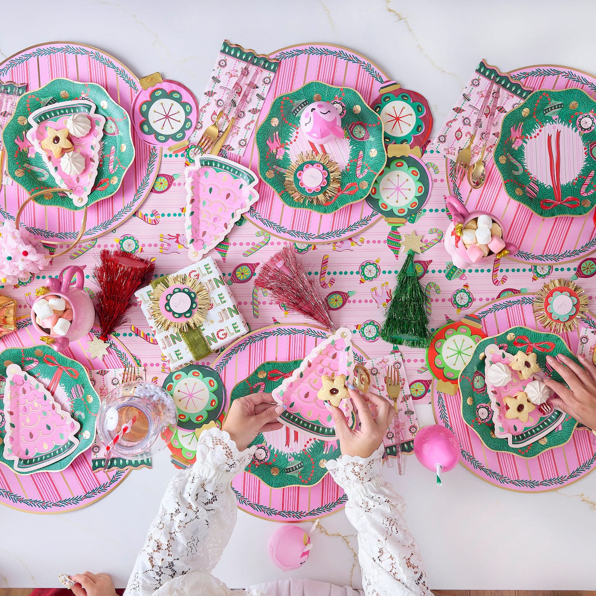 Vintage Christmas Ornament Napkins (20 ct)