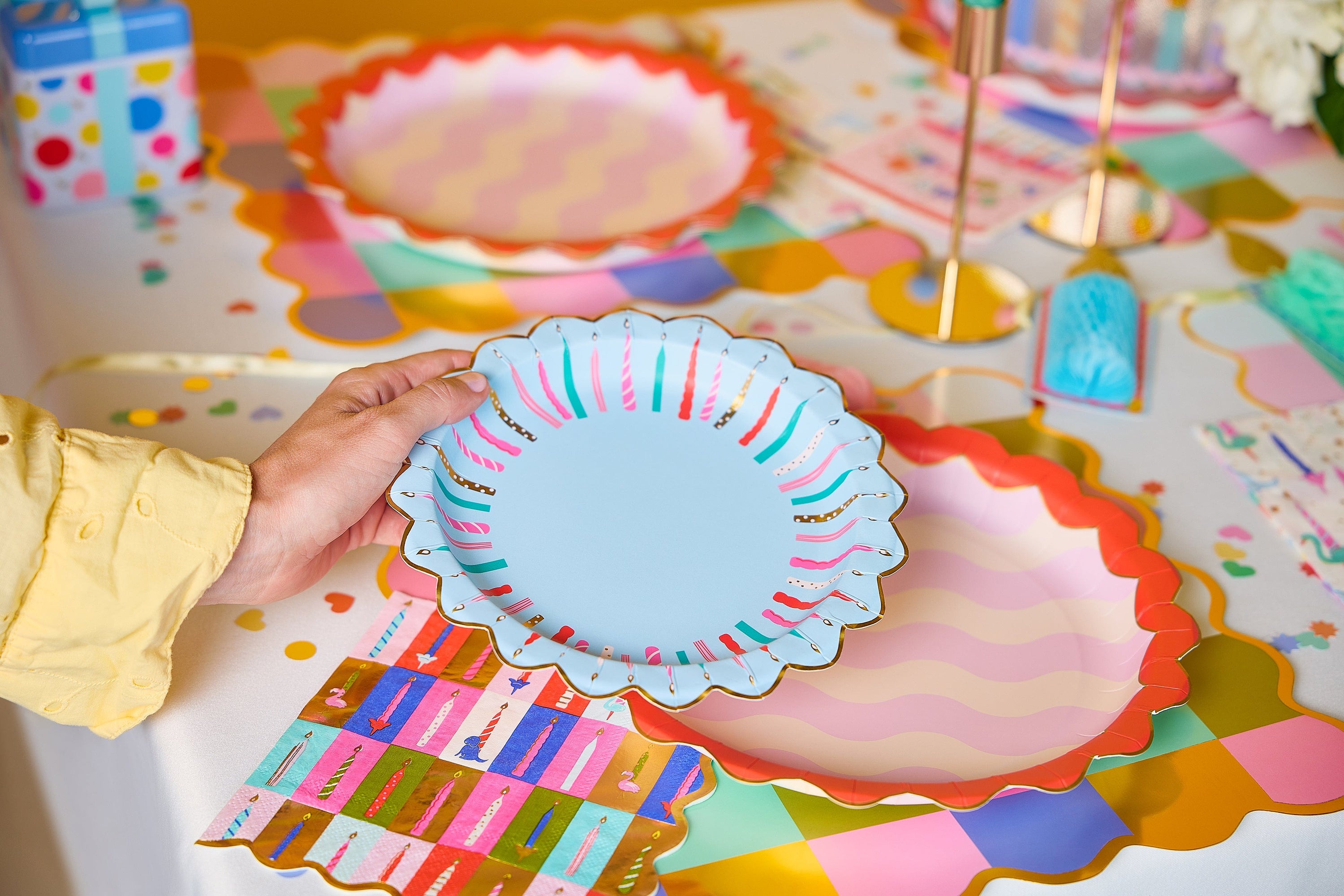 Birthday Wishes Tableware Party Kit