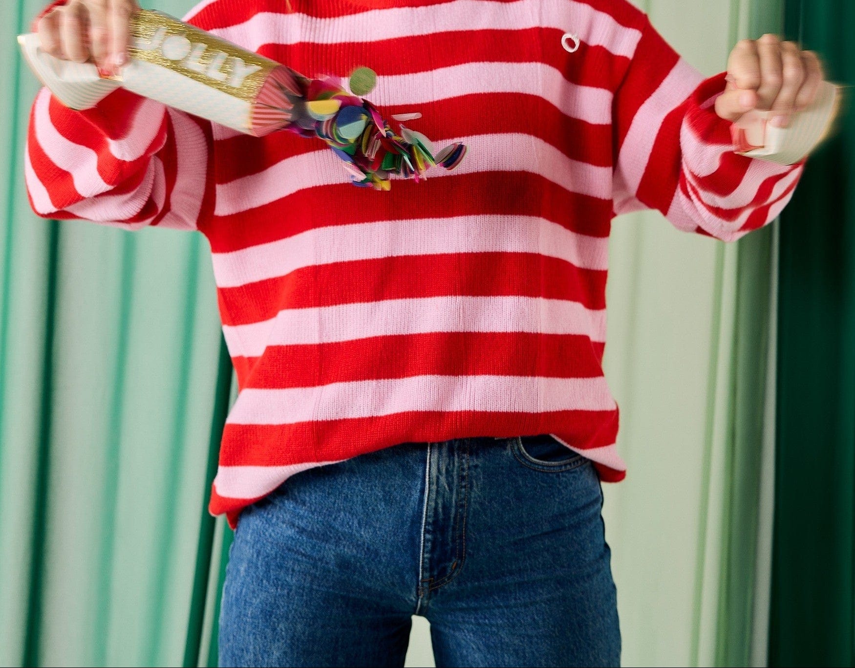 Holly Jolly Holiday Crackers (Set of 6)