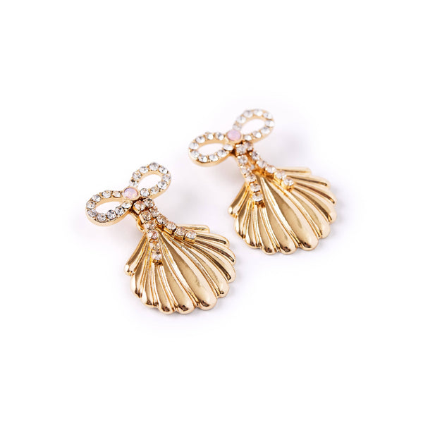 Shell Of a Time Bow Earrings