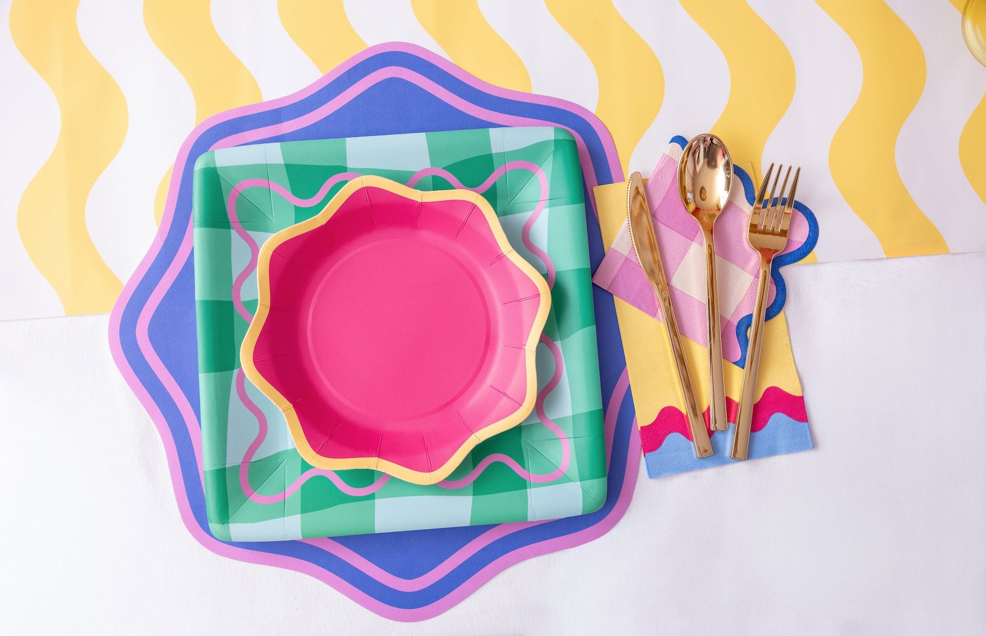 Colorwave Tableware Party Kit
