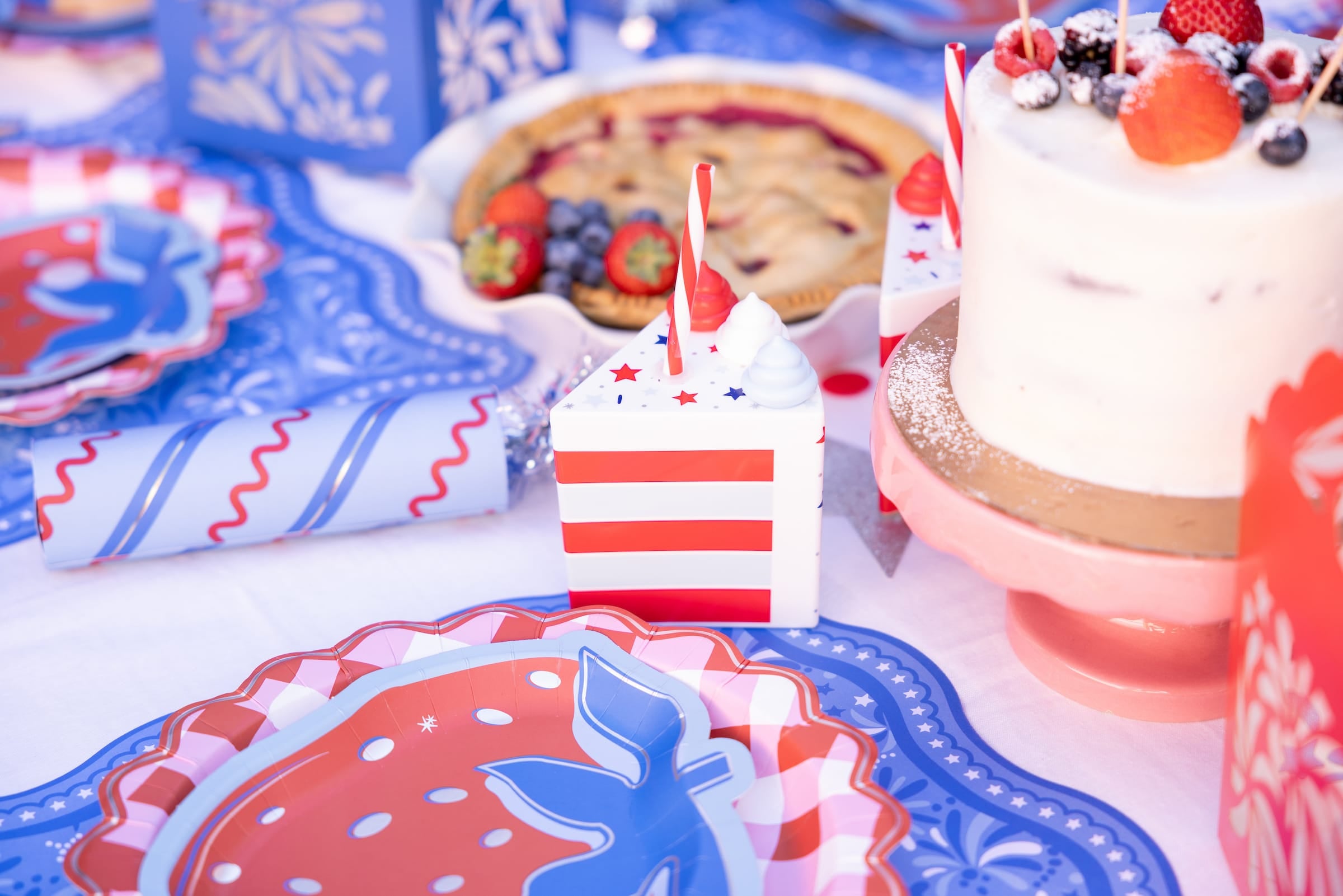 Stars & Sips Patriotic Cake Sippers (set of 6)