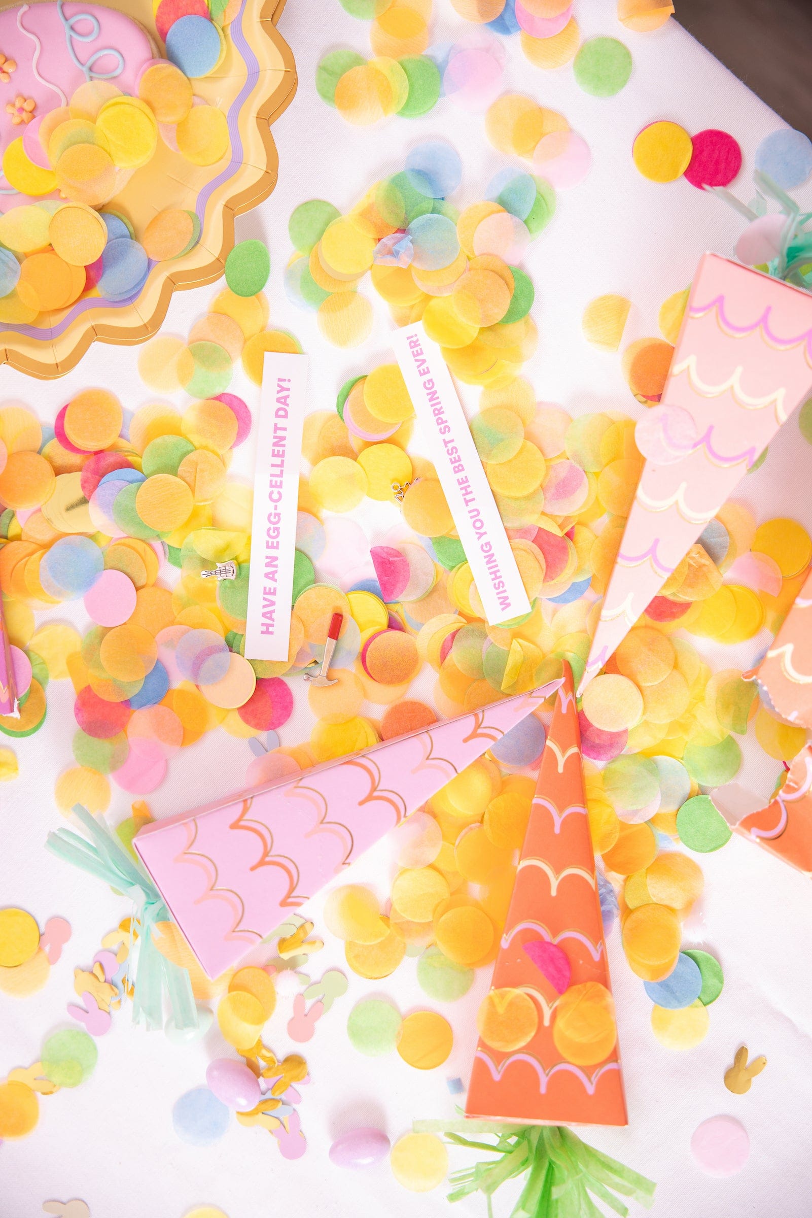 Hop & Pop Carrot Party Crackers