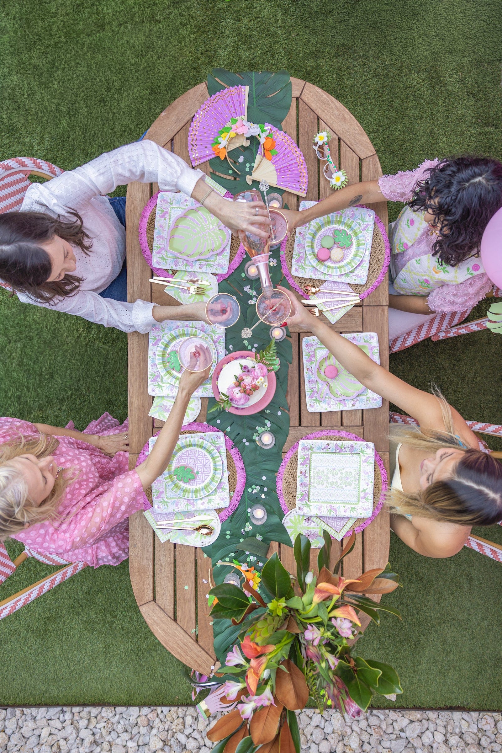 Palm Leaf Confetti Mix
