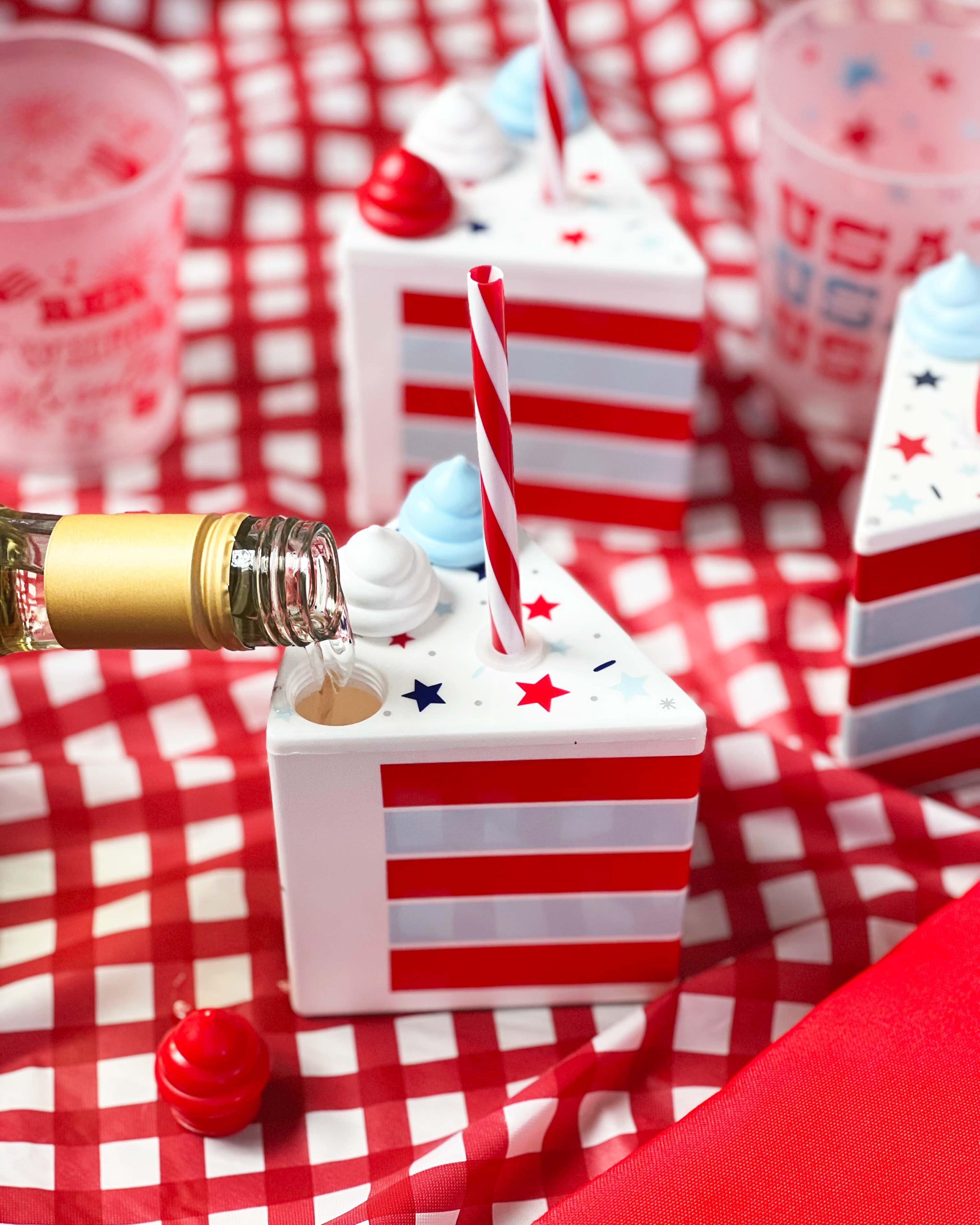 Slice Of Fun Patriotic Sipper Set with Straws