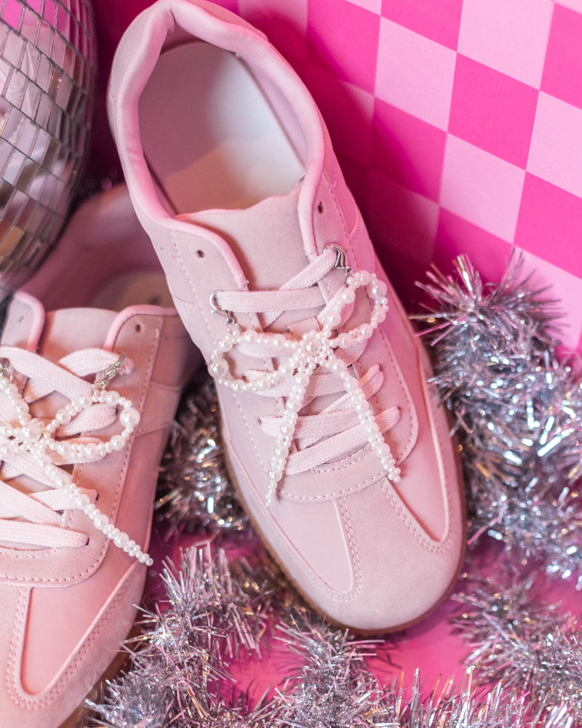 Better With A Bow White Pearl Shoe Charm Set