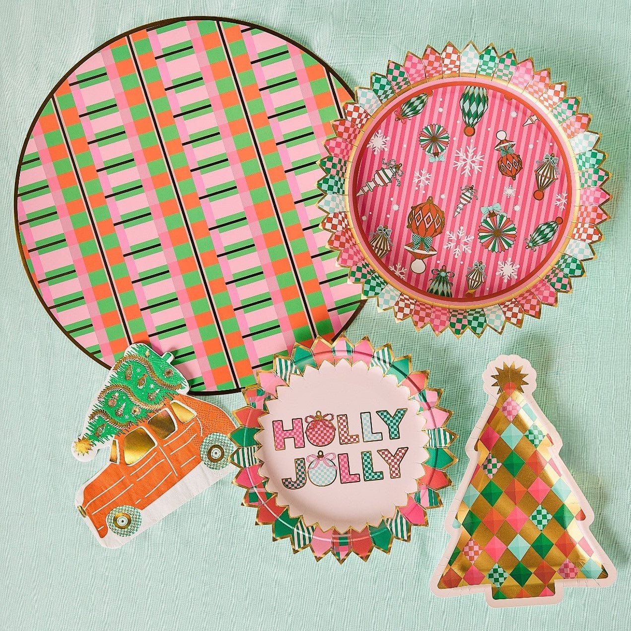 Holly Jolly Holiday Tableware Party Kit